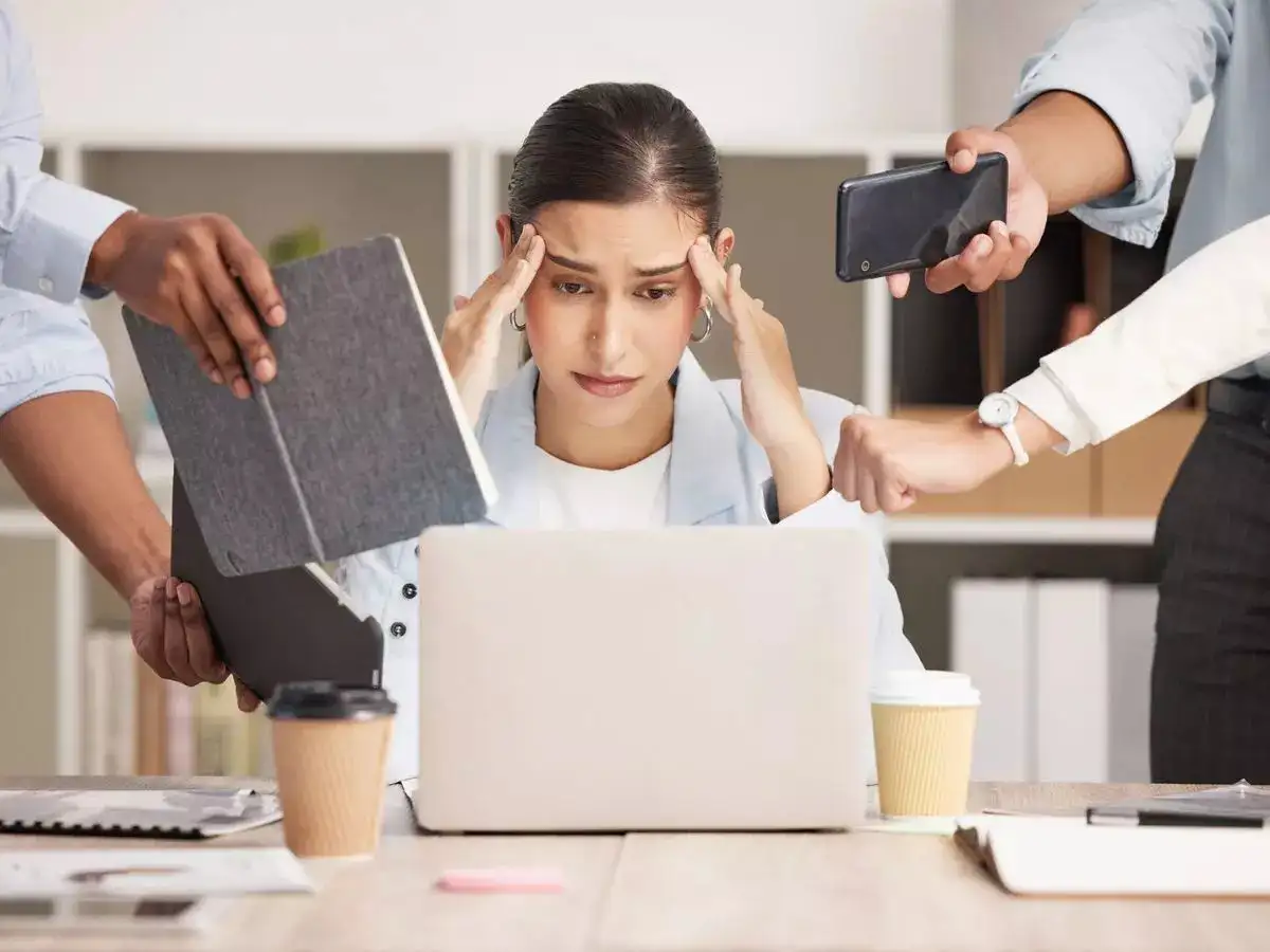 Multitarea: 7 Verdades Poderosas Que Explican Por Qué Reduce Tu Rendimiento