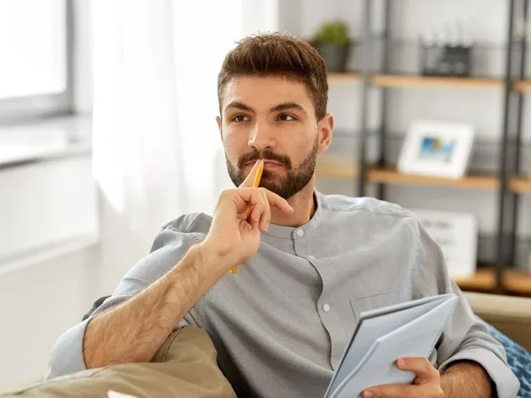 7 Poderosos Hábitos de Desintoxicación Digital para Reducir la Fatiga Mental en 2026